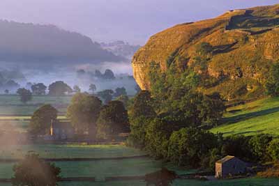 Wf15_1st Light, Kilnsey Crag